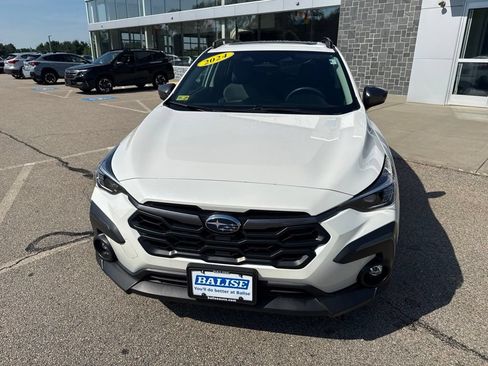 Used 2024 Subaru Crosstrek 2.5i Limited AWD/4WD image 6