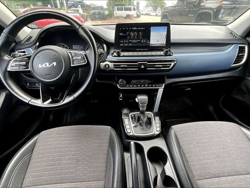 Used 2022 Kia Seltos S image 15