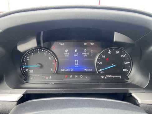 Used 2022 Ford Explorer XLT image 24