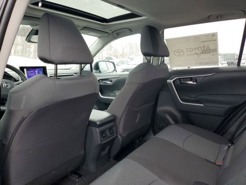 New 2025 Toyota RAV4 XLE image 14
