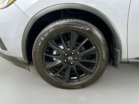 Used 2024 Nissan Murano SV w/ SV Midnight Edition Package image 8