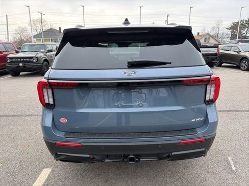 New 2026 Ford Explorer ST-Line image 4
