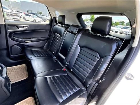 Used 2020 Ford Edge SEL FWD image 19