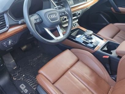 Used 2023 Audi Q5 e Premium Plus