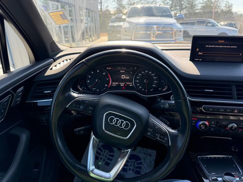 Used 2018 Audi Q7 3.0T Premium Plus AWD/4WD image 17