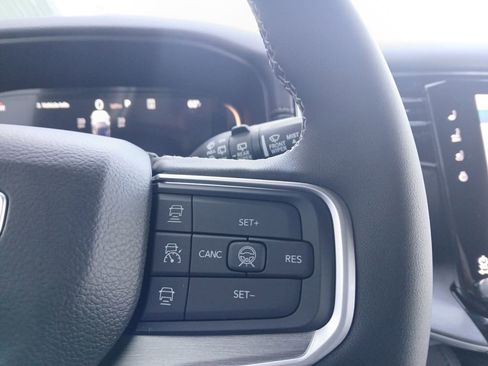 New 2026 Jeep Grand Wagoneer L 4WD image 25