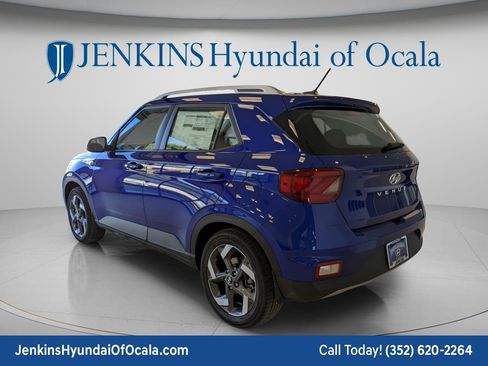 New 2025 Hyundai Venue Limited image 6