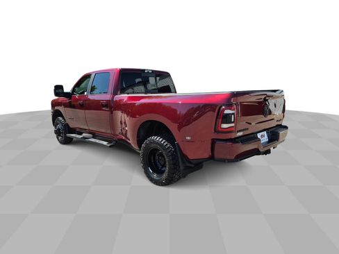 Used 2023 RAM 3500 Laramie w/ Night Edition AWD/4WD image 7