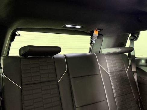 Used 2024 Cadillac Escalade Sport Platinum w/ LPO, ONYX Package AWD/4WD image 28