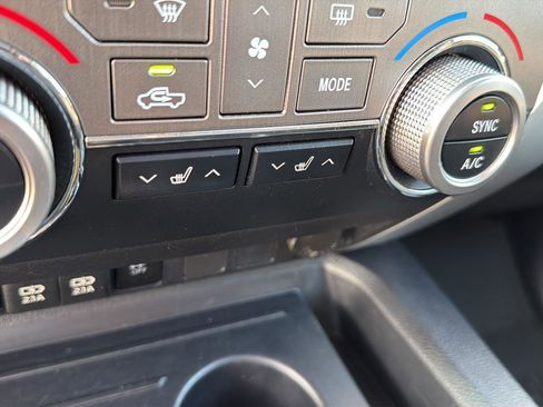 Certified 2020 Toyota Tundra TRD Pro AWD/4WD image 29