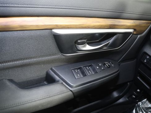 Used 2019 Honda CR-V EX image 29