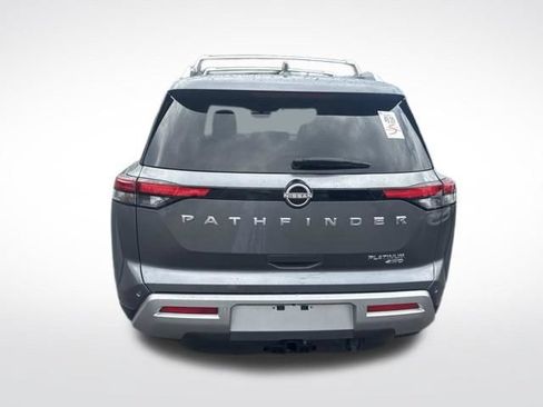 Used 2024 Nissan Pathfinder Platinum w/ Cargo Package AWD/4WD image 4