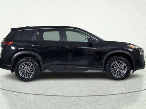 Certified 2026 Nissan Rogue S AWD/4WD image 6