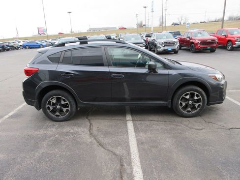 Used 2018 Subaru Crosstrek 2.0i image 6