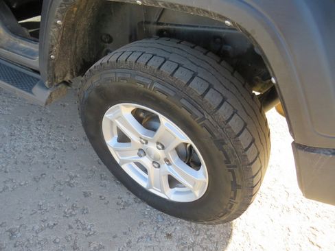 Used 2021 Jeep Wrangler Unlimited Sport w/ Cold Weather Group image 30