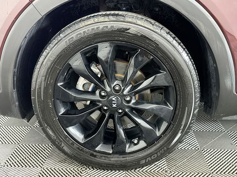Used 2020 Kia Sorento EX image 37