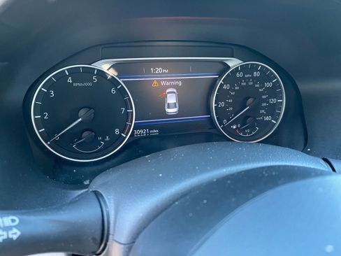 Used 2025 Nissan Altima 2.5 SV image 18