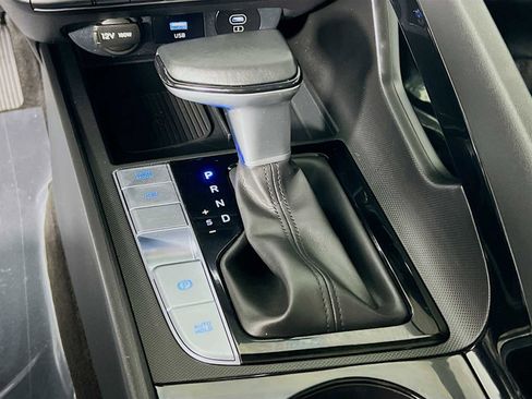 Certified 2025 Hyundai Elantra SEL w/ Cargo Package image 17