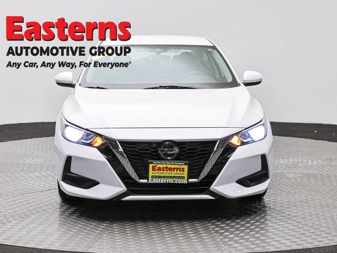 Used 2020 Nissan Sentra S FWD image 2