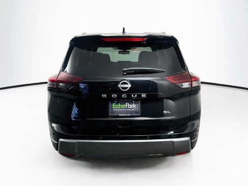 Used 2026 Nissan Rogue SL FWD image 7