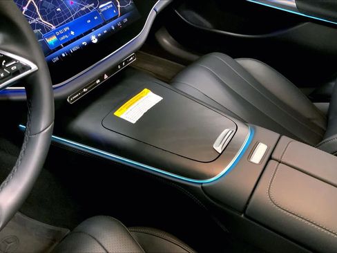 Used 2025 Mercedes-Benz E 350 E 350 image 16