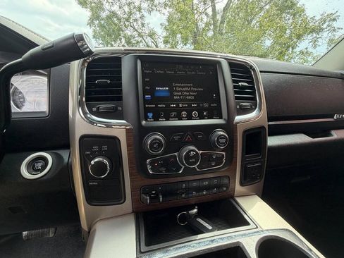 Used 2015 RAM 2500 Laramie AWD/4WD image 15