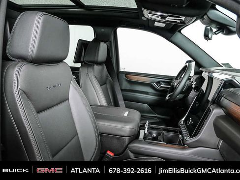 New 2026 GMC Yukon XL Denali image 25