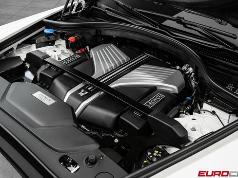 Used 2025 Rolls-Royce Cullinan AWD/4WD image 12