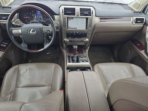 Used 2019 Lexus GX 460 Luxury image 13