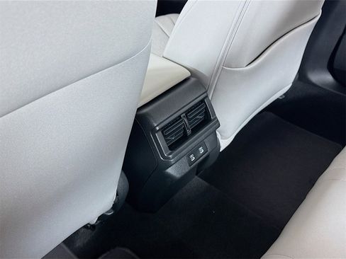 Used 2025 Honda Accord SE image 23