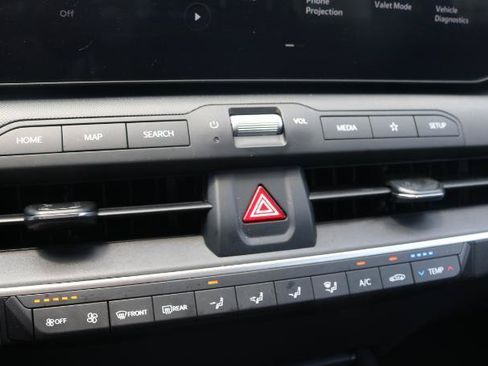 Used 2025 Kia K4 FWD image 13