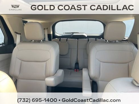 Used 2022 Ford Explorer XLT w/ Equipment Group 202A image 20