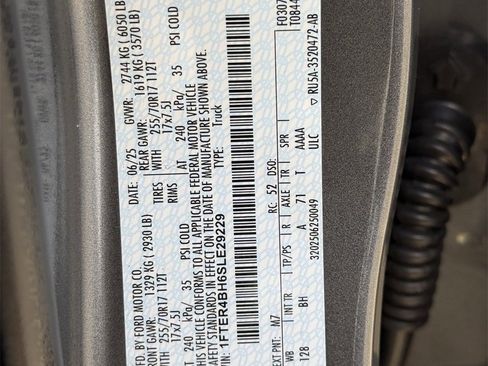 Certified 2025 Ford Ranger XL w/ Trailer Tow Package image 29