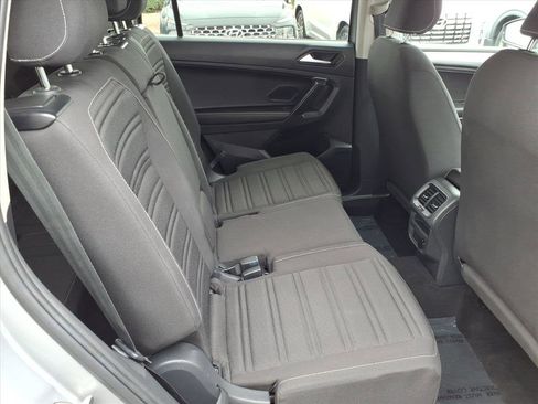 Certified 2024 Volkswagen Tiguan S image 13