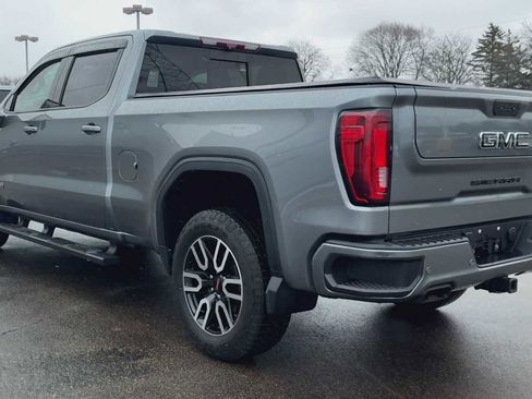 Used 2020 GMC Sierra 1500 AT4 w/ AT4 Premium Package image 4