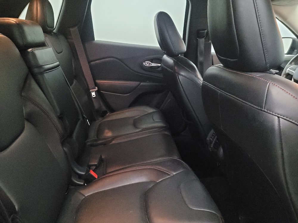 Used 2014 Jeep Cherokee Trailhawk w/ Comfort/Convenience Group AWD/4WD image 19