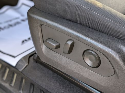 Used 2024 Chevrolet Colorado Trail Boss w/ Advanced Trailering Package image 30