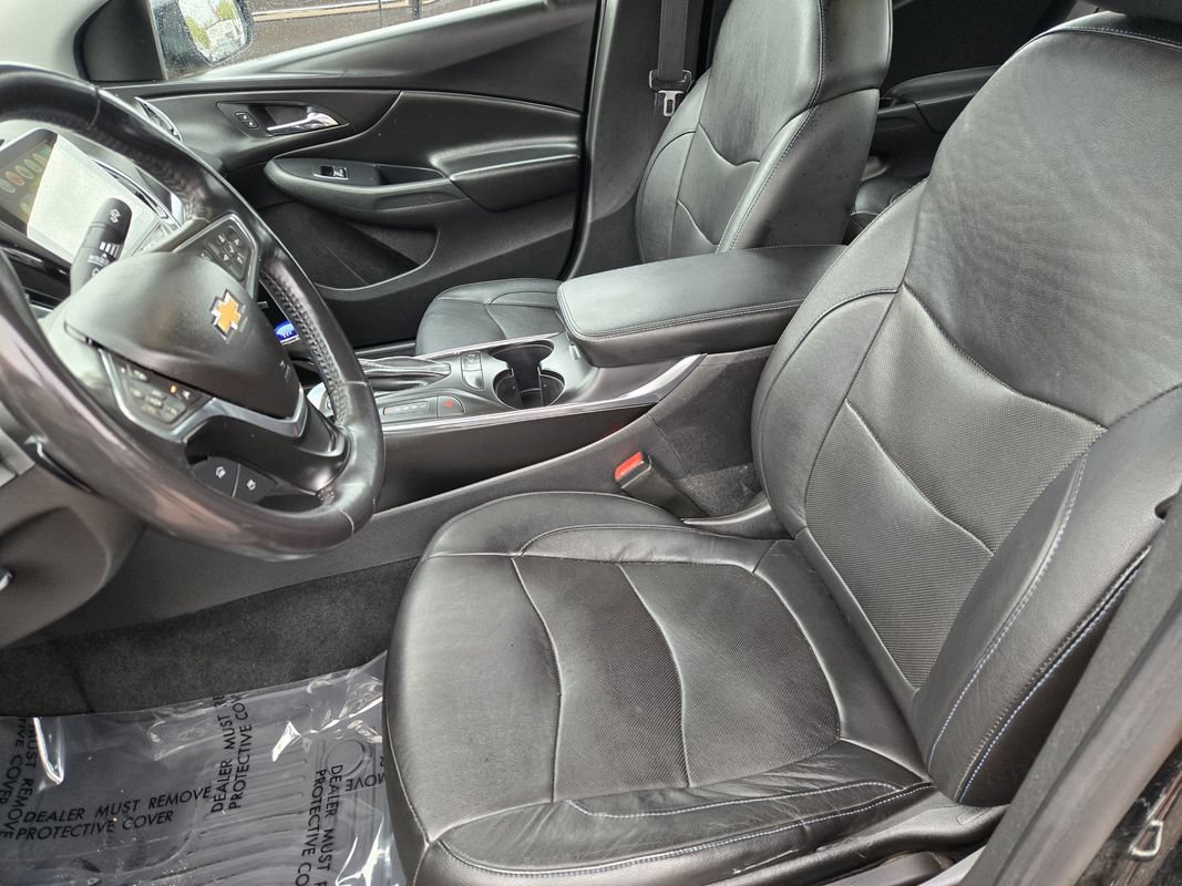 Used 2016 Chevrolet Volt Premier w/ Driver Confidence Package FWD image 16