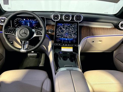 New 2026 Mercedes-Benz GLC 300 4MATIC image 7