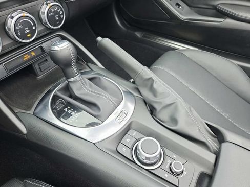 Certified 2023 MAZDA MX-5 Miata Grand Touring RWD image 29