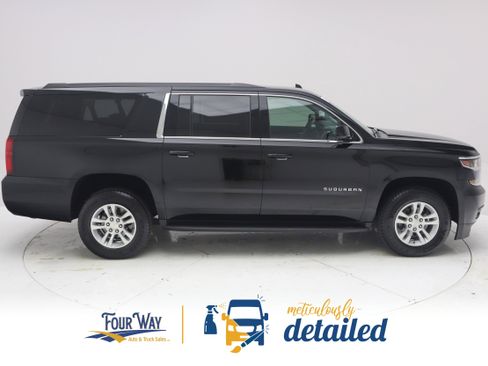 Used 2019 Chevrolet Suburban LS w/ Max Trailering Package AWD/4WD image 2