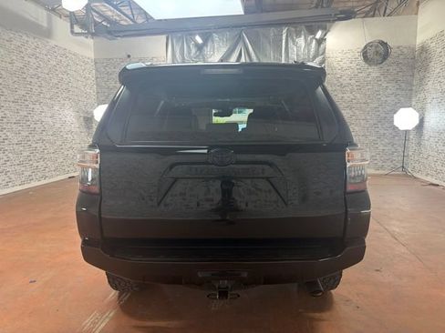 Used 2021 Toyota 4Runner SR5 Premium w/ Moonroof Package AWD/4WD image 6