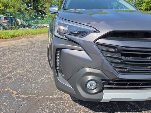 Used 2024 Subaru Outback Touring XT AWD/4WD image 5