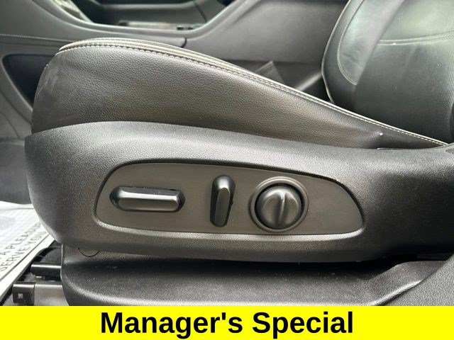 Used 2020 GMC Acadia Denali w/ Technology Package FWD image 15