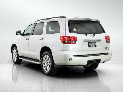 Used 2013 Toyota Sequoia Platinum AWD/4WD image 3