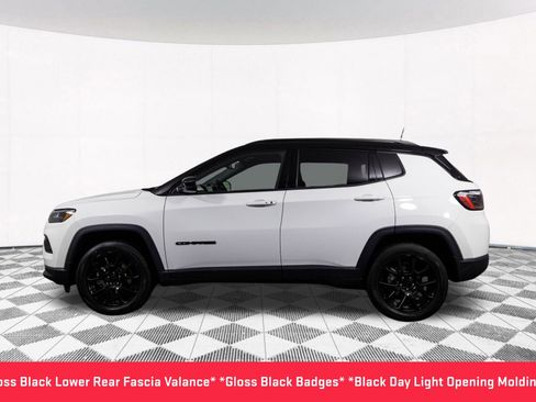 Used 2022 Jeep Compass Altitude w/ Convenience Group image 13