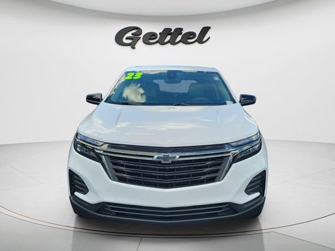 Used 2023 Chevrolet Equinox LS w/ LS Convenience Package FWD image 3
