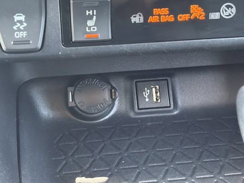 Certified 2024 Toyota RAV4 XLE w/ Convenience Package FWD image 31