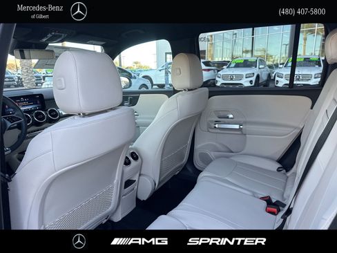 New 2026 Mercedes-Benz GLB 250 image 18