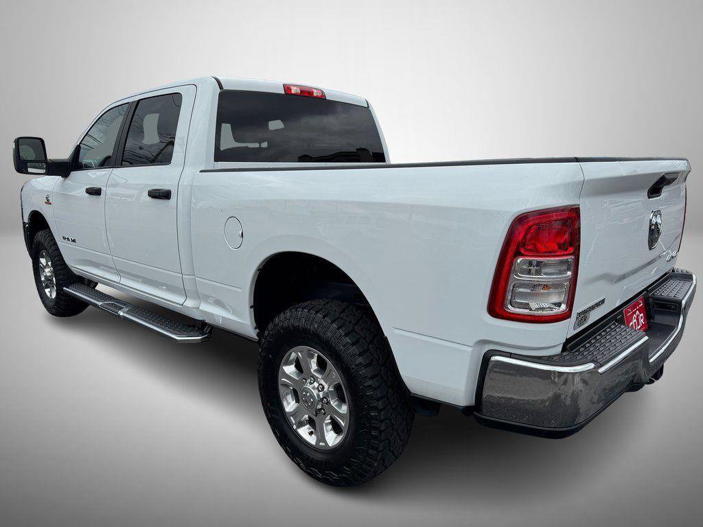 Used 2024 RAM 2500 Big Horn w/ Off Road Package AWD/4WD image 4